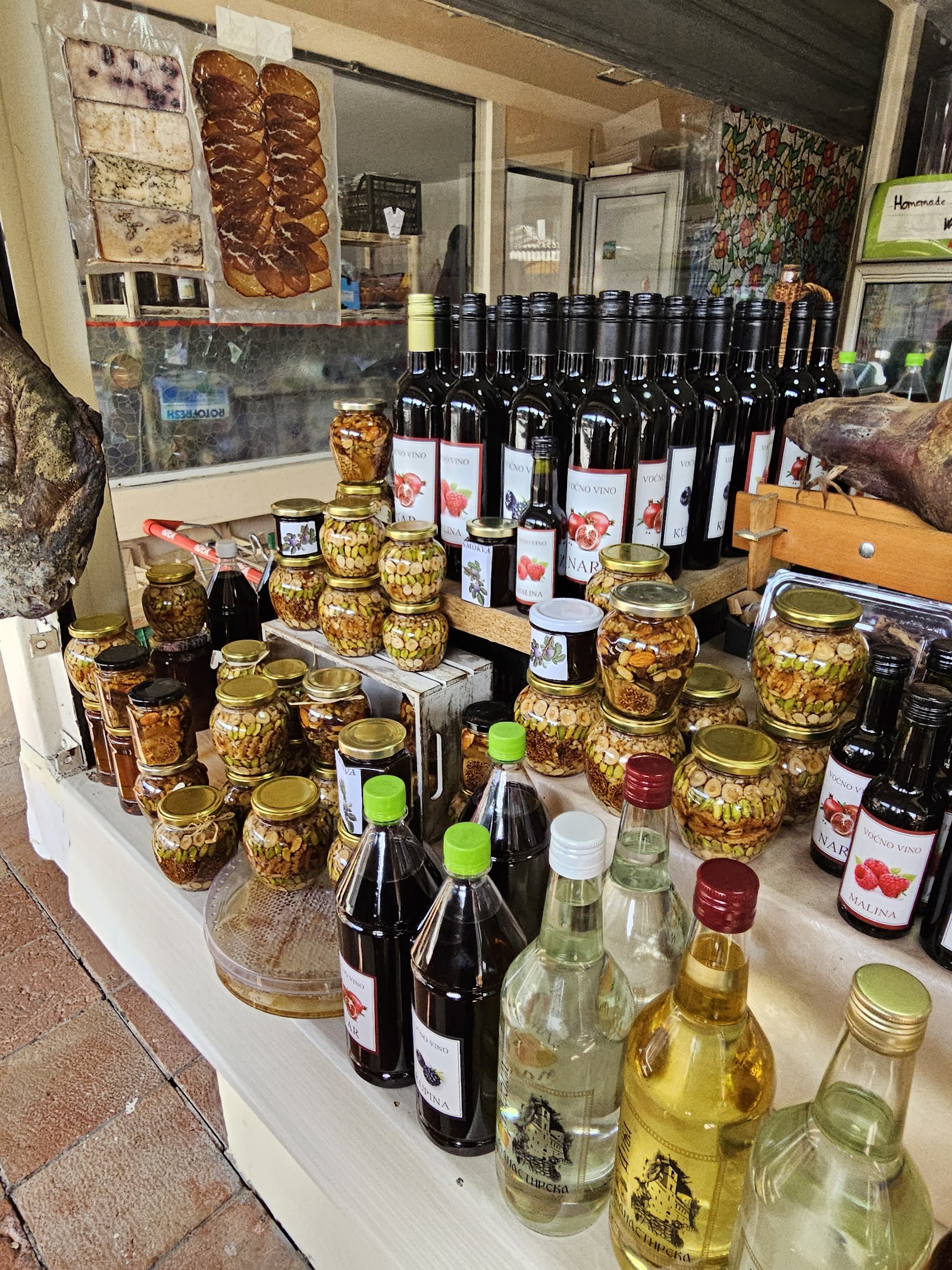 Kotor Food Market photo 5