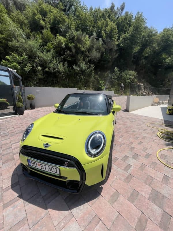 Rent a car Caerus