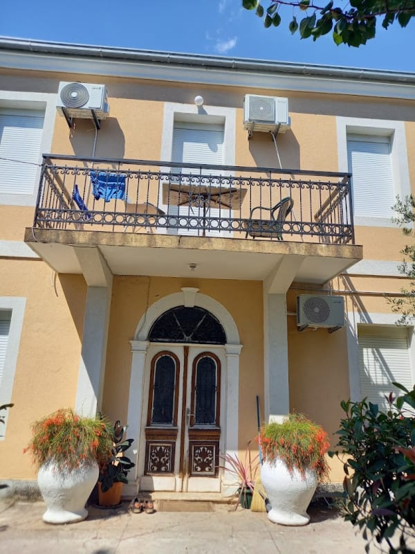Vila Old House