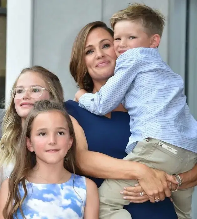 Jennifer Garner with her three children Violet, Seraphina, and Samuel at a public event.