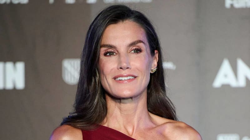 Queen Letizia Returns to Gucci for First Time in a Decade