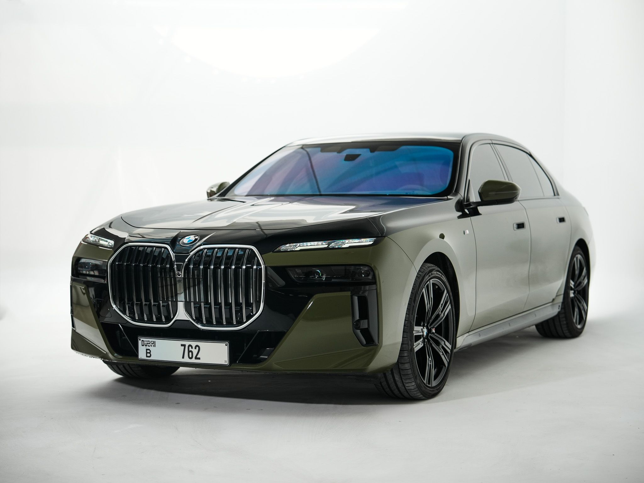 BMW 760i 2024