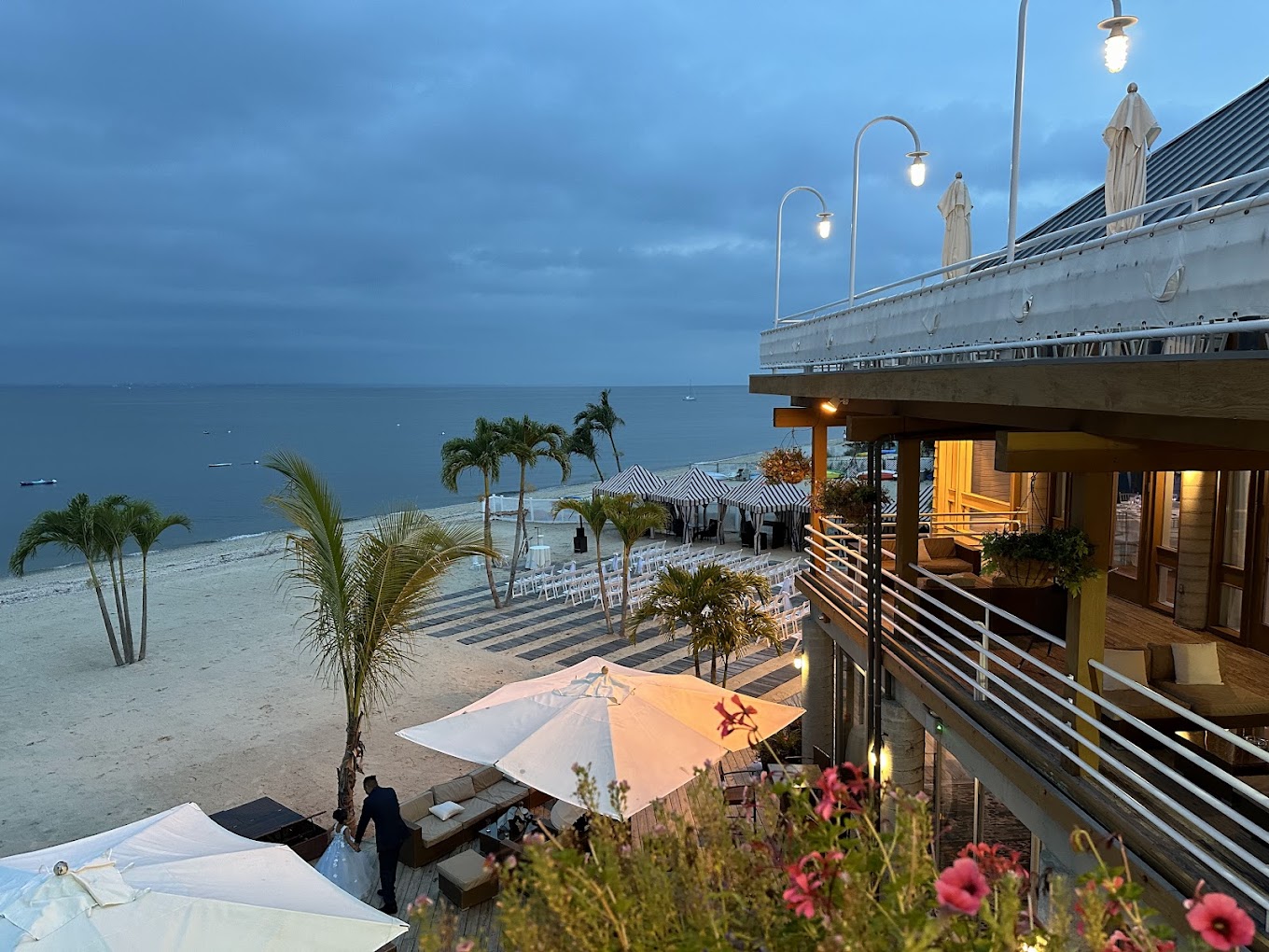 Crescent Beach Club
