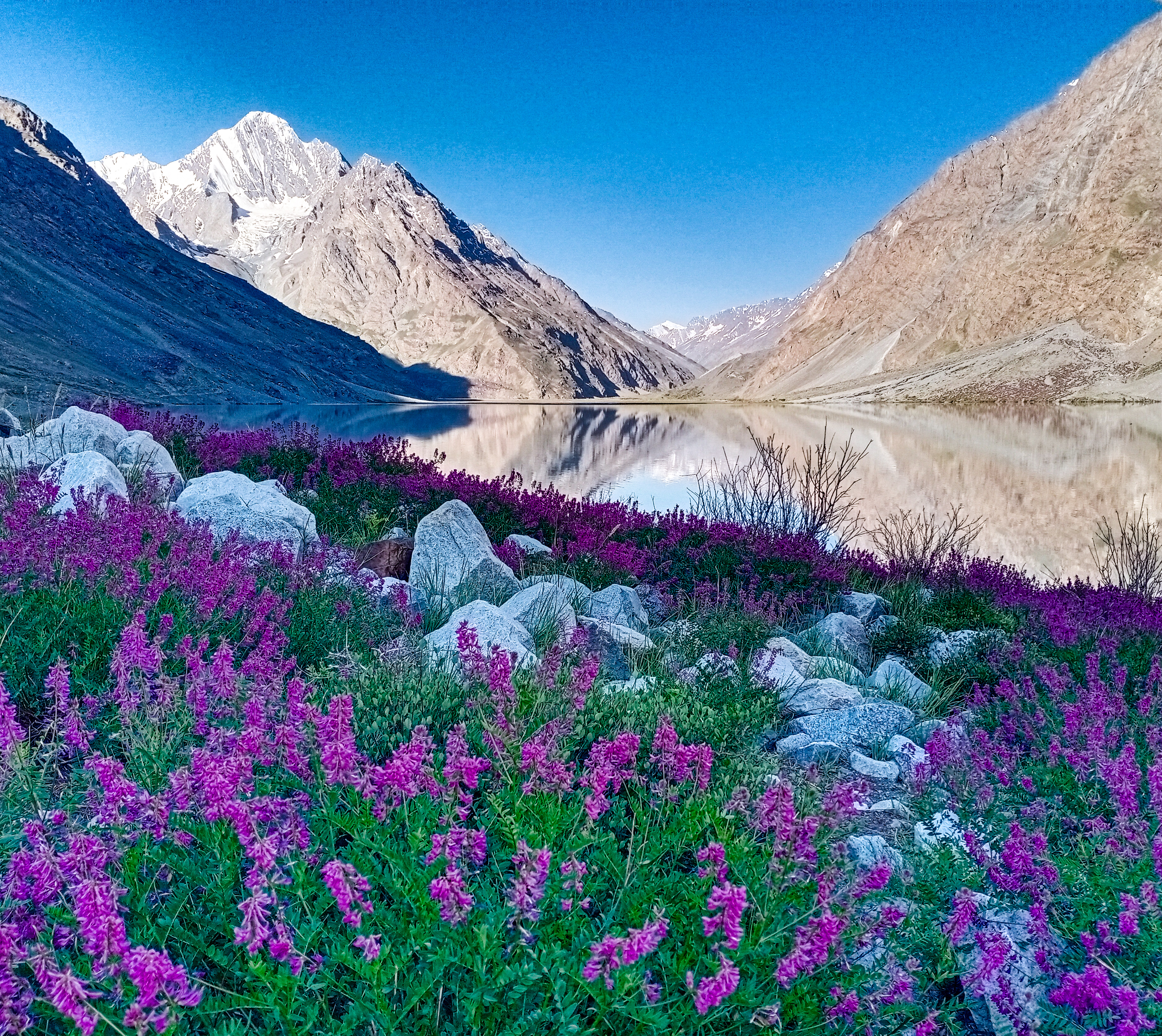 Bashqar Lake with shabdaraz