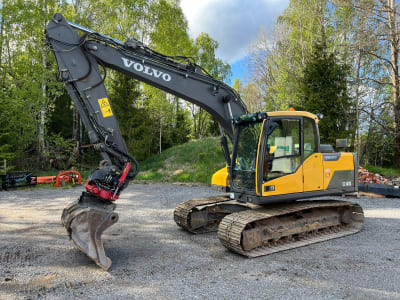 Excavadora EC140D