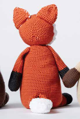 Crochet tail and necktie details
