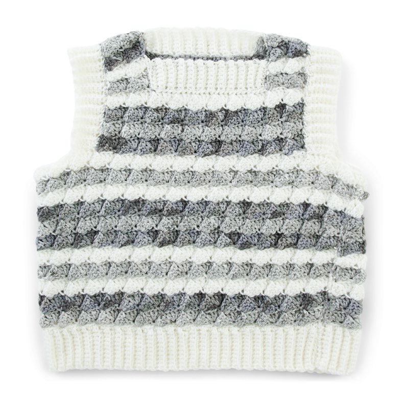 Photo of the striped crochet vest, detail shot