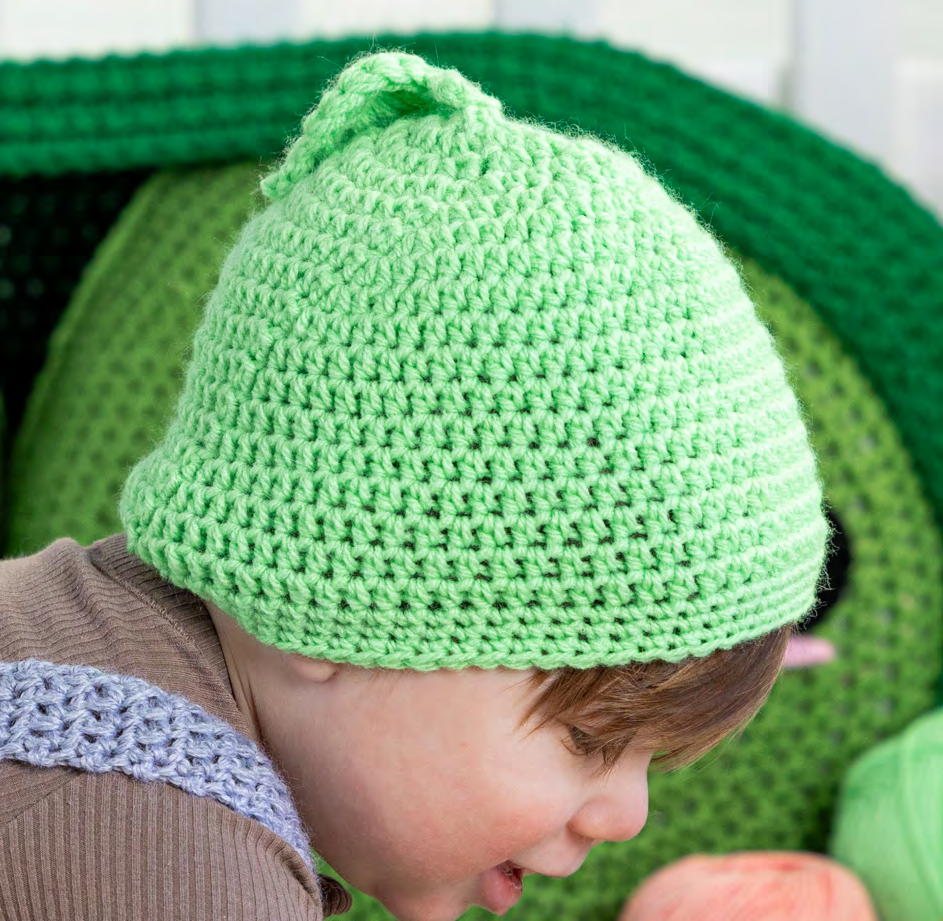 Free Crochet Baby Hat with Leaf