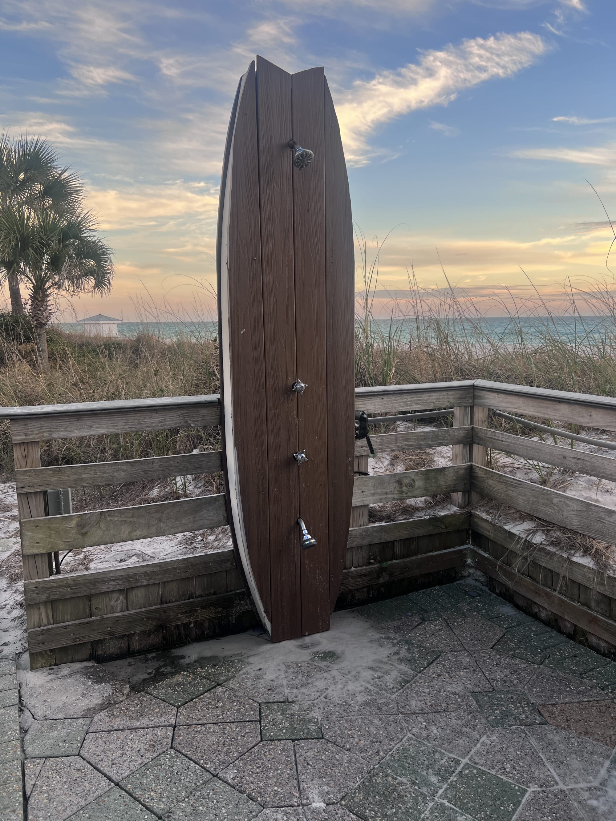 Roger's Hot Home photo