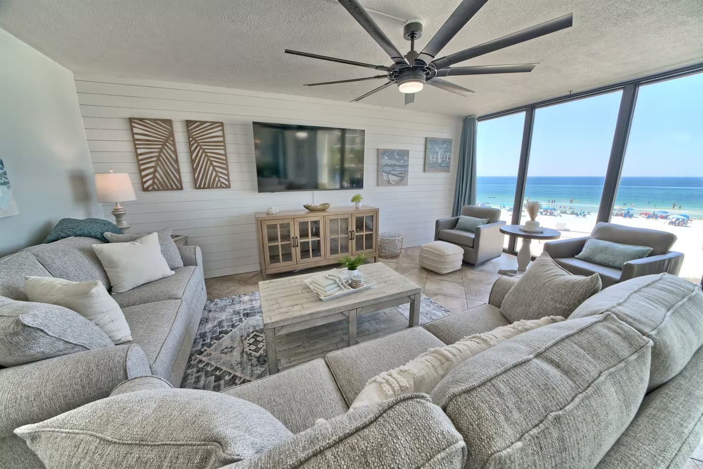 Pete's Beach Side Condo photo