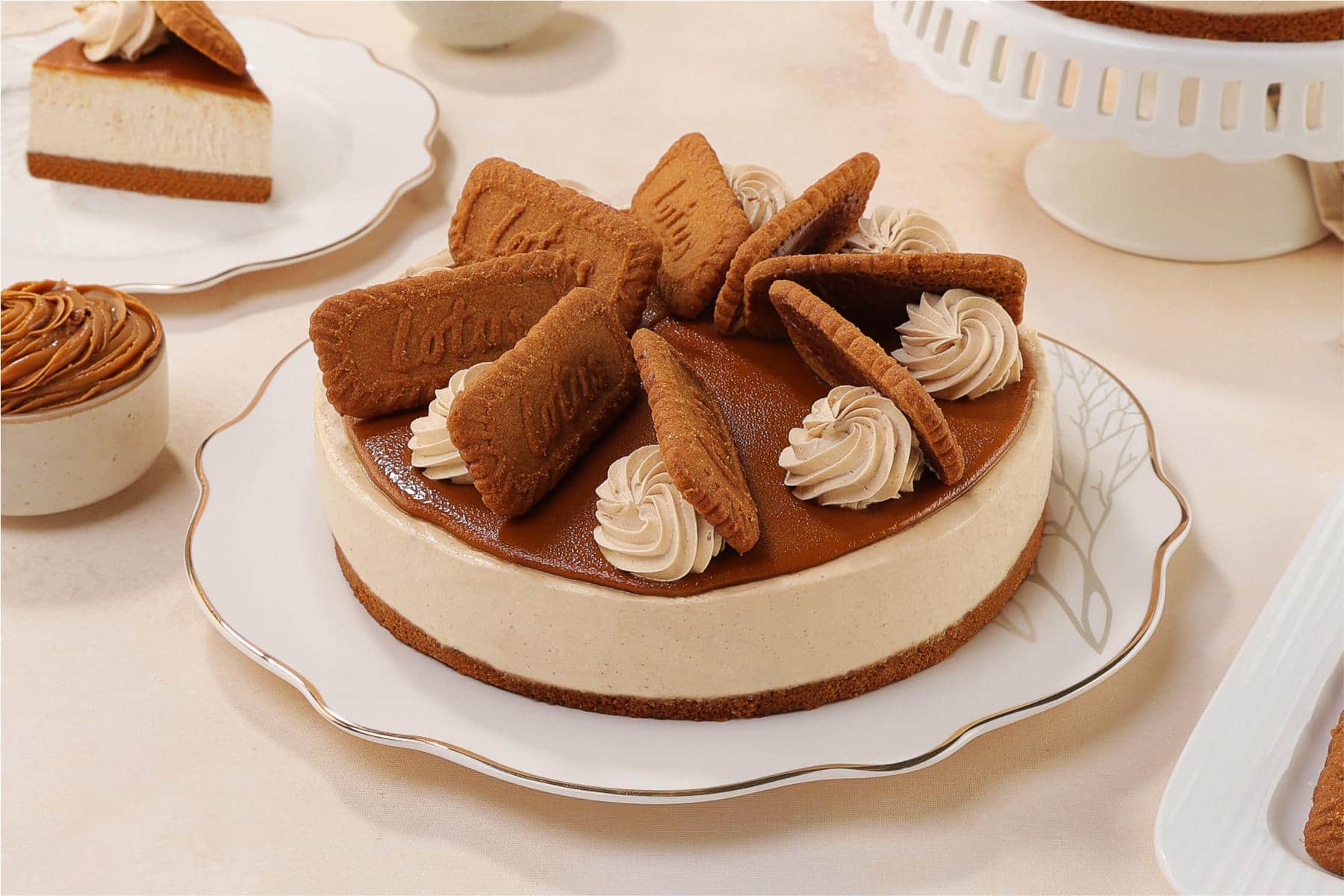 Biscoff Lotus Cake