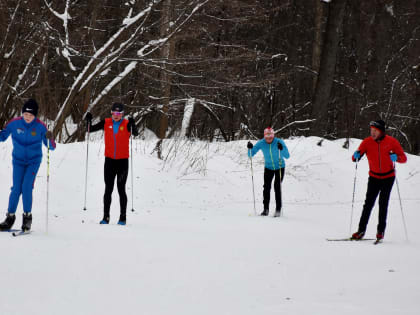 Лыжные прогулки для здоровья взрослых и детей