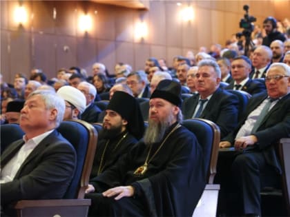 Глава Канашской епархии принял участие в церемонии оглашения Главой Чувашской Республики Олегом Николаевым ежегодного Послания Государственному Совету Чувашской Республики