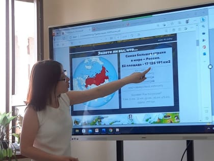 Доцент Чувашского госуниверситета проводит практические занятия со студентами в Узбекистане