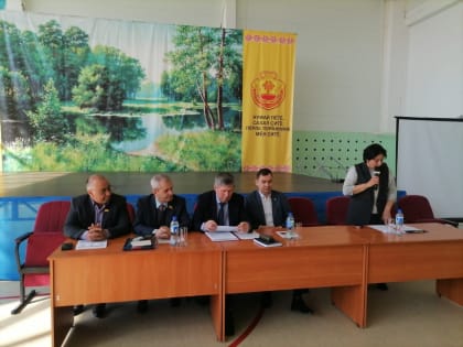 Владимир Офаринов учит молодое поколение жить по заветам И.Я.Яковлева