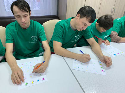 Решение проблемы социального отчуждения и эмоциональных проблем путём зрительно-моторных игр