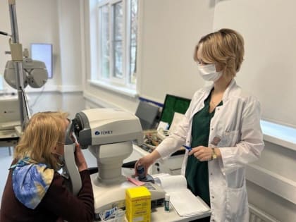 В Чебоксарах инвалиды по зрению прошли обследование