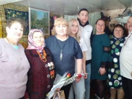 В Международный женский день отметила свой 95-летний юбилей житель деревни Малые Кошелеи, ветеран труда, труженик тыла Скворцова Александра Сергеевна