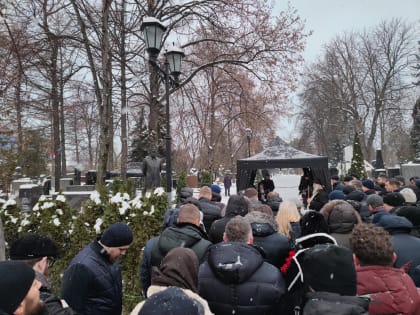 Чувашский координатор ЛДПР почтивает память Жириновского