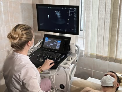 В Ямало-Ненецком автономном округе больницы региона принимают в работу новое медоборудование и автотранспорт