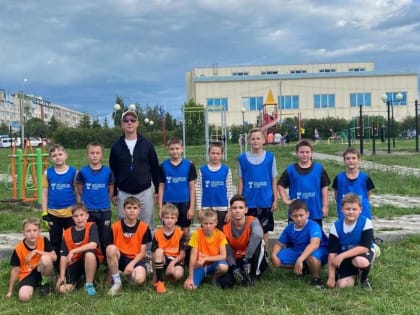 28 июня ТОС «Западный» совместно с администрацией города Алатыря и членами партии «Единая Россия» провели мероприятие, посвящённое празднованию Дня соседа