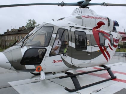 Вертолет санавиации экстренно доставил в столицу Чувашии пациента с кровоизлиянием в мозг