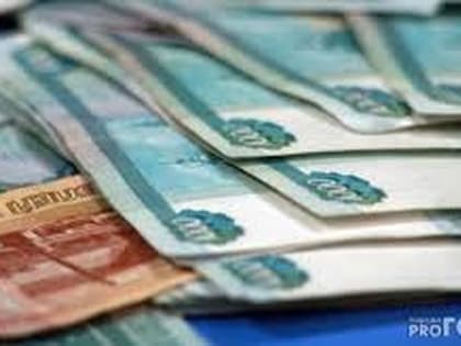 Пожилым людям прибавили по 1 250 рублей – списки по году рождения