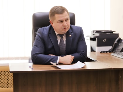 Вице-премьер Правительства Чувашии – министр здравоохранения Владимир Степанов провел приём граждан по личным вопросам