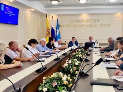 Вице-премьер Правительства Чувашии Владимир Степанов принял участие в Едином информационном дне в Батыревском муниципальном округе