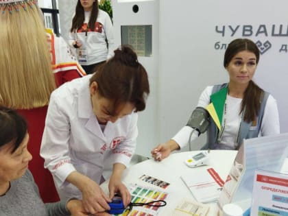 Стенд Чувашии на выставке “Россия” занят командой медицинской профилактики