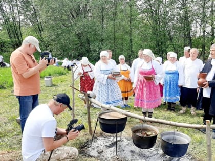 В Красночетайском округе прошли съемки фильма, посвящённого быту, традициям и обычаям чувашского народа