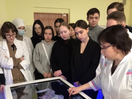 Чебоксарские лицеисты в Чувашском госуниверситете провели один день в качестве студентов вуза