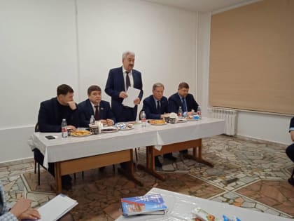 Леонид Черкесов встретился с Секретарями первичных отделений Московского района