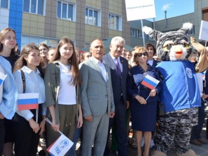 Поздравление Леонида Черкесова с Днем российского студенчества