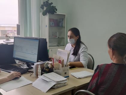 Шемуршинскую больницу посетили специалисты республиканских клиник