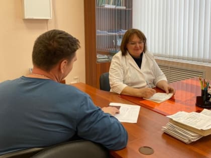 Более 1000 сотрудников Чапаевского завода прошли медосмотры без отрыва от производства