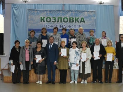 Алексей Людков поздравил жителей округа с Международным днём пожилых людей