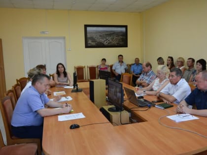 В администрации округа состоялось еженедельное совещание