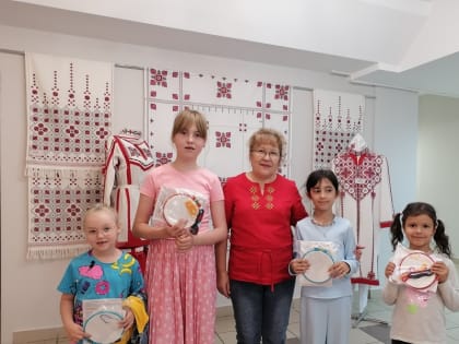 В Национальной библиотеке Чувашской Республики прошла Неделя фирмы художественных промыслов «Паха тӗрӗ»