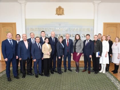 Депутатов Чувашии заинтересовал опыт внедрения бережливых технологий нижегородского парламента