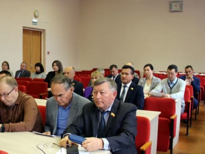 Депутаты рассмотрели  ход реализации муниципальной программы Моргаушского муниципального округа «Развитие образования» и другие актуальные вопросы