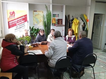 В офисе местного отделения партии СПРАВЕДЛИВАЯ РОССИЯ-ЗА ПРАВДУ в  г. Канаш прошел прием граждан.