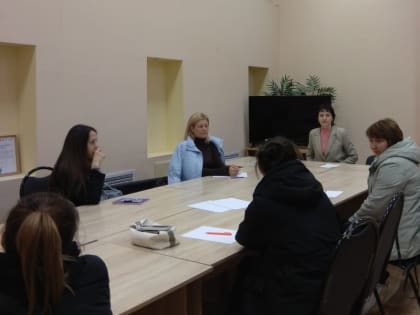 Безработным гражданам в п. Кугеси рассказали про возможности управления своими эмоциями