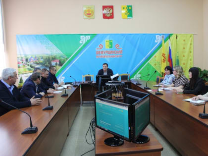 Глава Шемуршинского МО Сергей Галкин провел заседание организационного комитета по подготовке и проведению массовых лыжных гонок «Лыжня России – 2025»