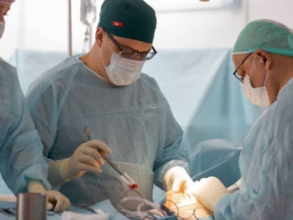 Хирурги Чувашии удалили раковую опухоль и аневризму за одну операцию