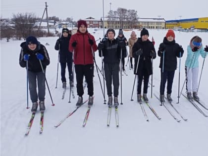 Декада спорта и здоровья: акция "Каникулы с ГТО" в Яльчикской СОШ