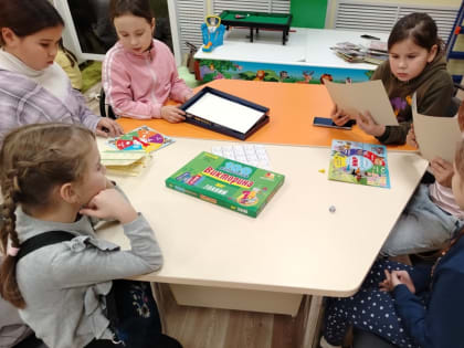 «Новогодняя карусель»