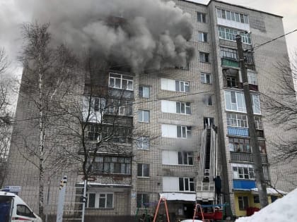 При пожаре в чебоксарском общежитии пострадали 17 человек
