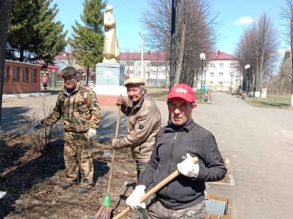 Аликовские коммунисты готовятся к Дню Победы