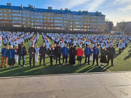 ИМАМ-ХАТЫЙБ ШУМЕРЛИНСКОЙ СОБОРНОЙ МЕЧЕТИ ПРИНЯЛ УЧАСТИЕ ВО ВСЕРОССИЙСКОЙ АКЦИИ «СИЛА НАРОДА В ЕДИНСТВЕ»